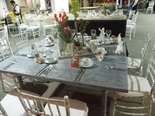 Mesas y comedores para eventos en renta - Perfect Host CDMX