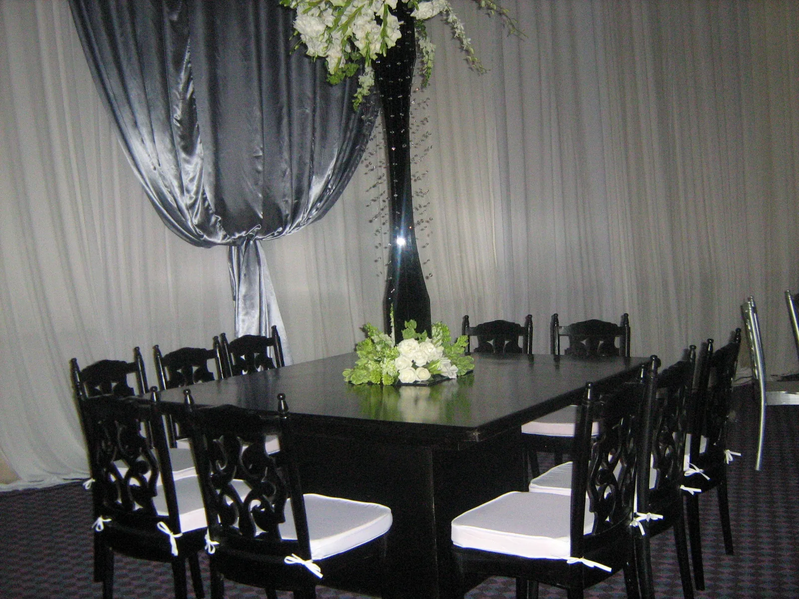 Mesas y comedores para eventos en renta - Perfect Host CDMX