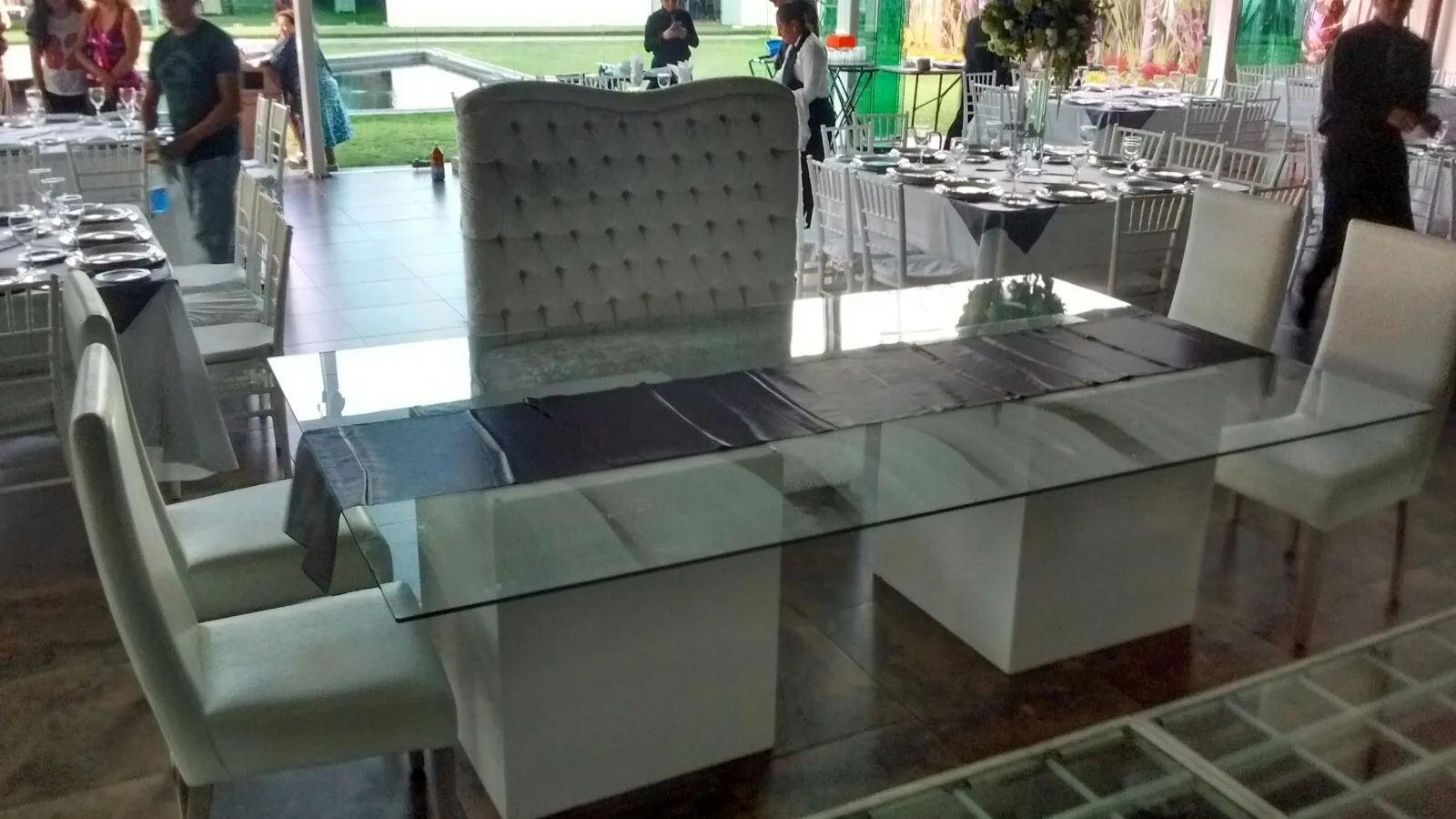 Mesas y comedores para eventos en renta - Perfect Host CDMX