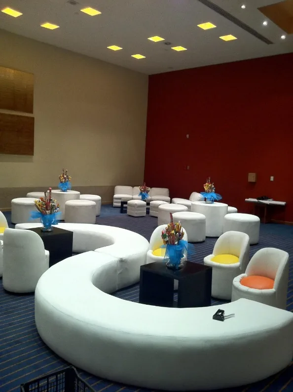 Mobiliario especial y de diseño en renta - Perfect Host CDMX